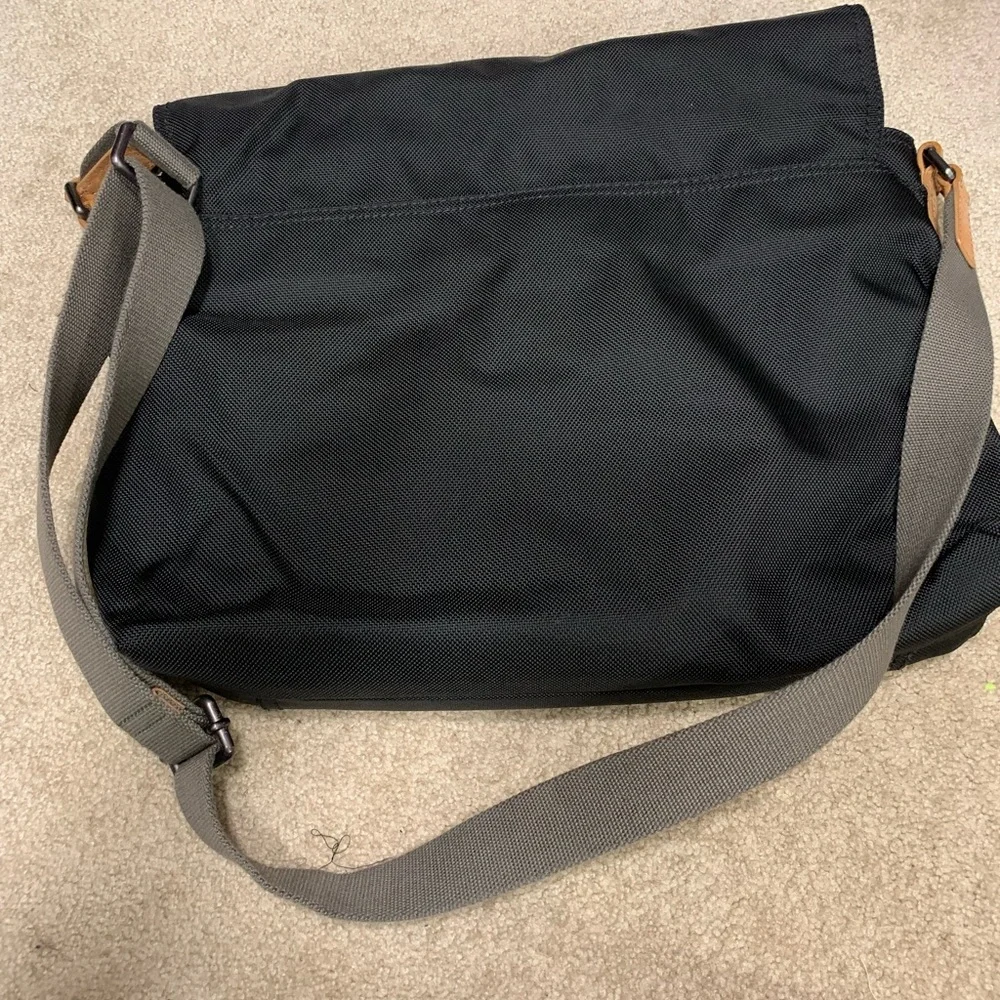 FOSSIL MESSENGER BAG - Picture 4 of 5